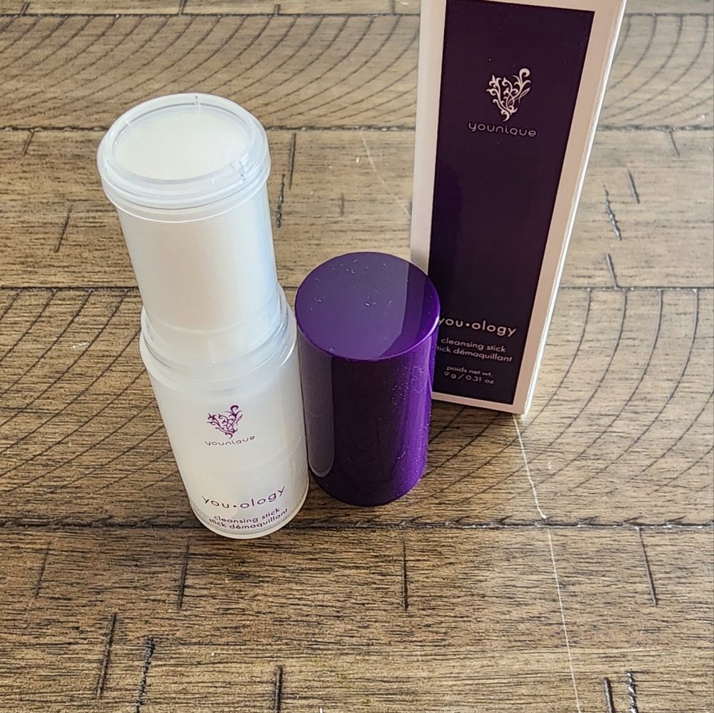 Younique YOU•OLOGY Cleansing Stick 9 g/0.31 oz - Brand New - Never Used